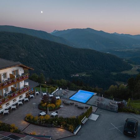 Panoramahotel Huberhof Maranza Buitenkant foto