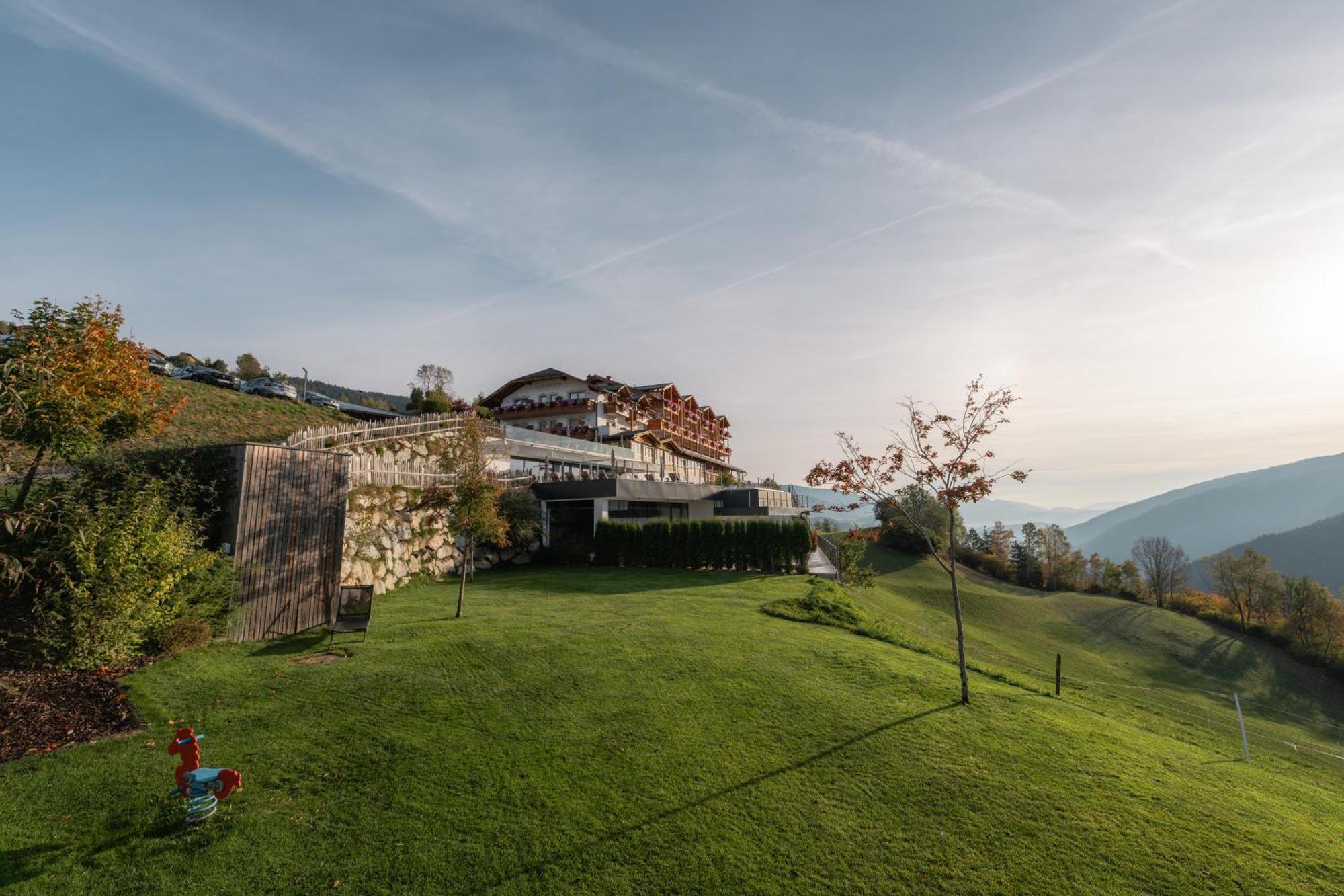 Panoramahotel Huberhof Maranza Buitenkant foto